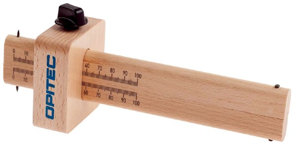 G TRUSQUIN de menuisier.jpg