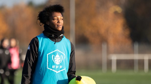 Kelly-Kone-fcmetz-novembre-2021-JB1-edited.jpg